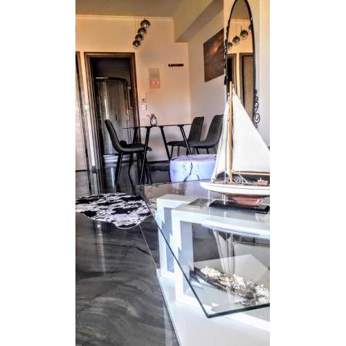 Tony Central Luxury Apartment 1
