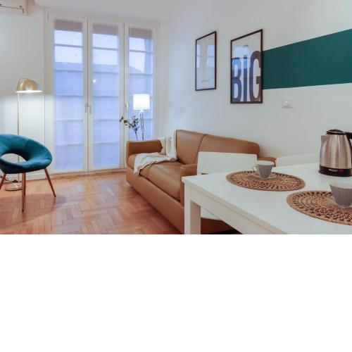 Top apartment in the center balcony+Wi-Fi+panorama