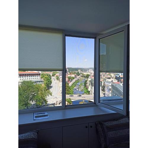 Top Center Nice View Studio