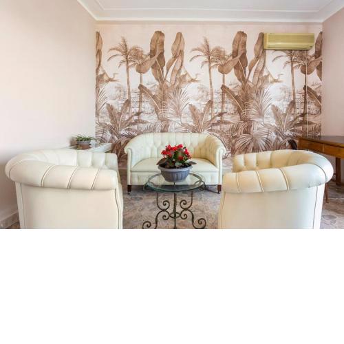 Top floor apartment perfect for two
