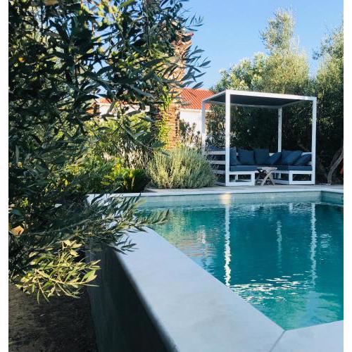Top Holiday Home Private Pool by the sea With Private Garden for Private use