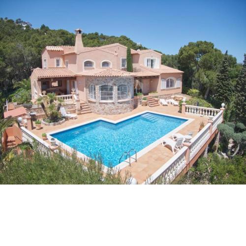 TORRE DON BENITO - Large home, sea views & pool