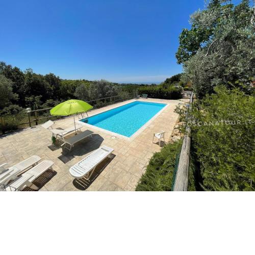 TOSCANA TOUR - Casa Sophia, piscina con vista mare - ingresso, giardino, barbecue e parcheggio privati