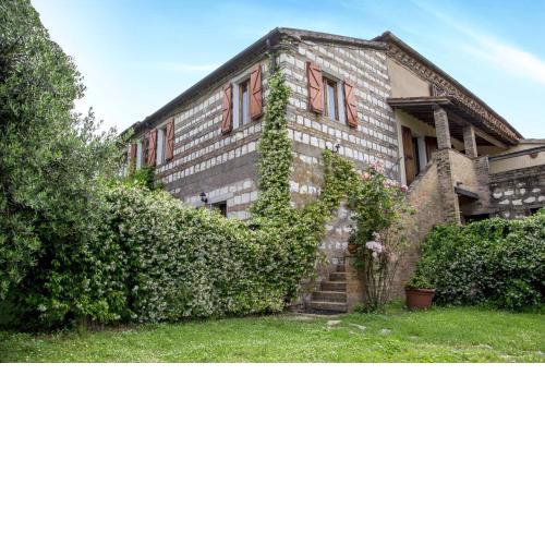 Tra Gli Olivi E La Riviera Del Conero