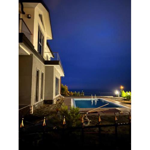 Trabzon Akyazı villa köşk