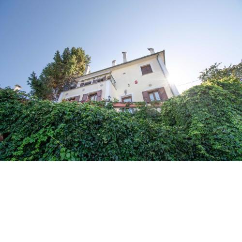 Traditional Guesthouse 4 Epoches