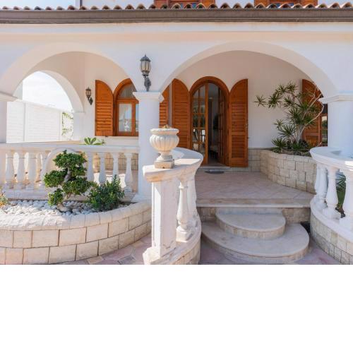 Traditional holiday home in Fondo Morte with private terrace