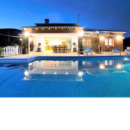 Traditional holiday home in Teulada with private pool