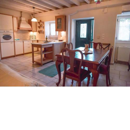 Traditional House in the Centre of Vasiliki