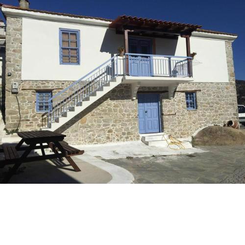 Traditional House/Great View