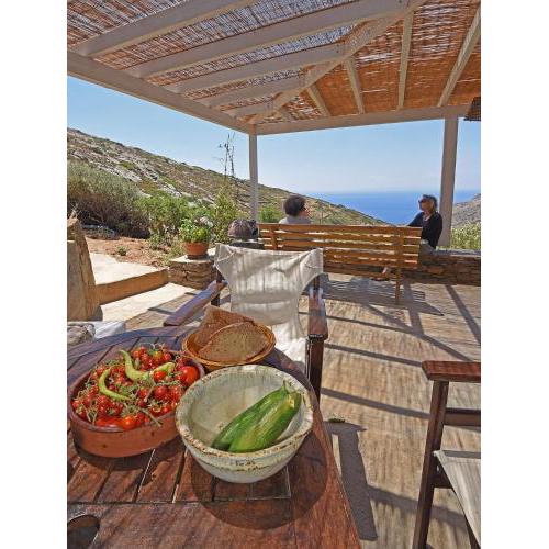 Traditional stone house 1bedroom, sea view, Syros
