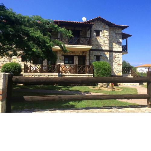 Traditional Stone Villa Rokosini
