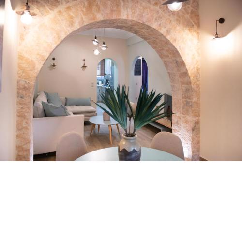 Traditional Thiseio Home