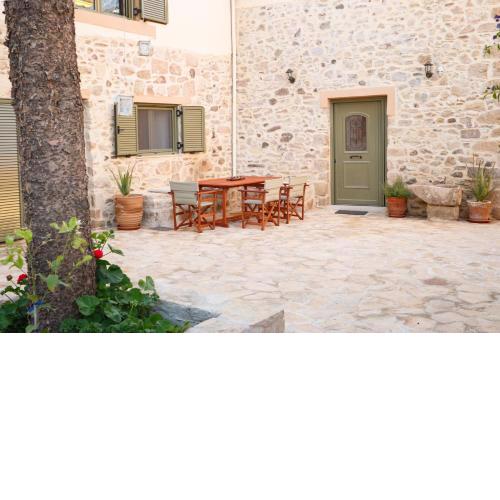 Traditional Villa Priotissa