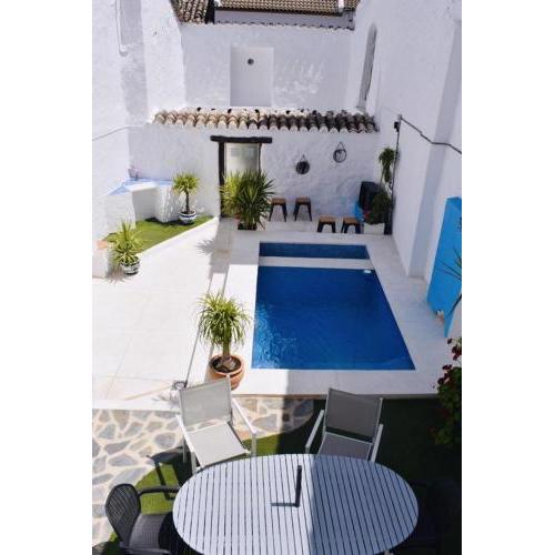 Traditional Village House with Private Pool in Villanueva de San Juan