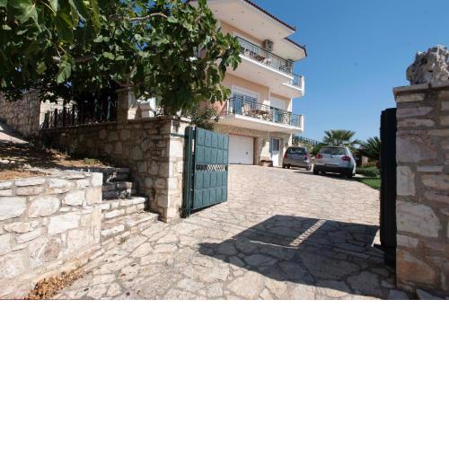 tragana villa
