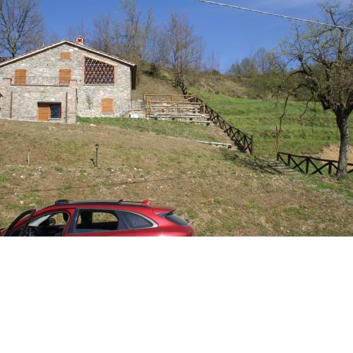 Tramonto Casa Barga Toscana ristrutturata 2021