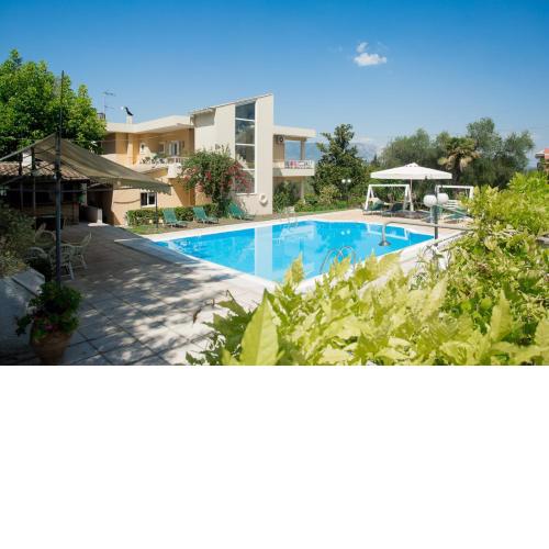 Tranquil Apartments by Corfuescapes