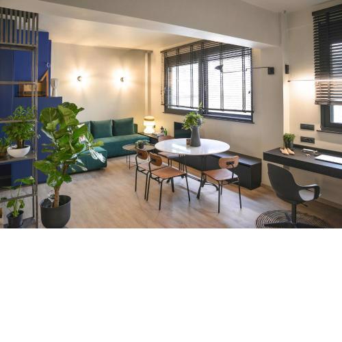 Tranquil Loft , Newly Renovated , Historic Centre