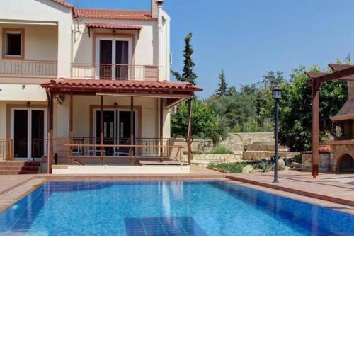 Tranquility villa, 2bdrms/2bth,private pool/garden