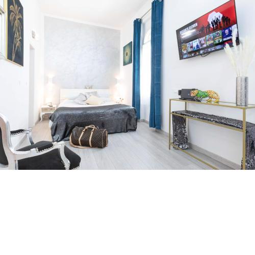 Trastevere Blue King Studio Suite - Top Collection