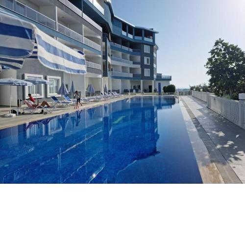 Traumhafte Ferienwohnung mit Panoramablick u. Pool