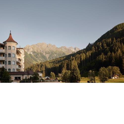 Traumhotel Alpina Superior Yoga Ayurvedahotel