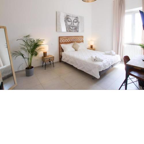 Travel B&B
