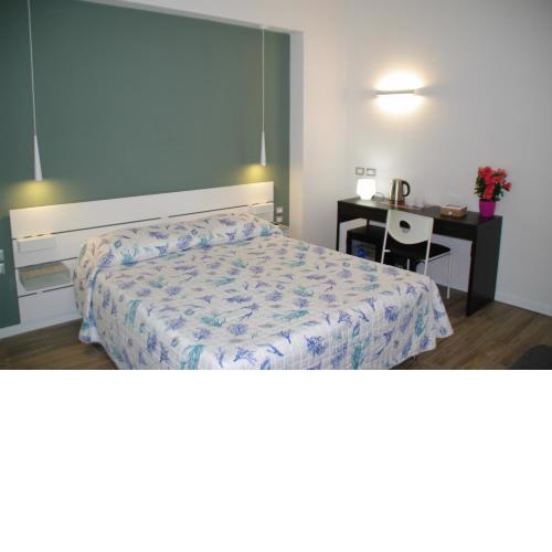 Travel House