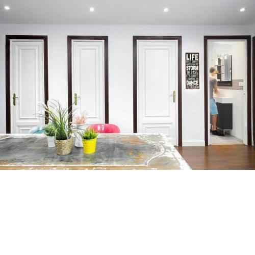 Traveller House 8 Bedroom Apartment