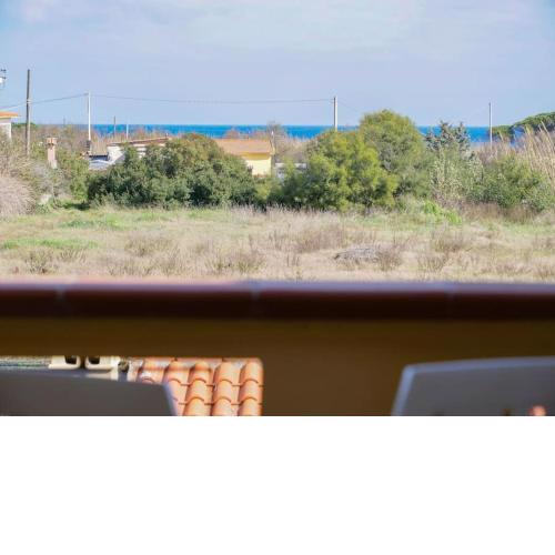 Tre stanze vista mare spiaggia 200mt BudoniAffitti