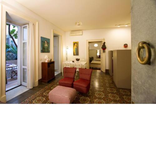 Tre Vie apARTment with rooftop garden short lets