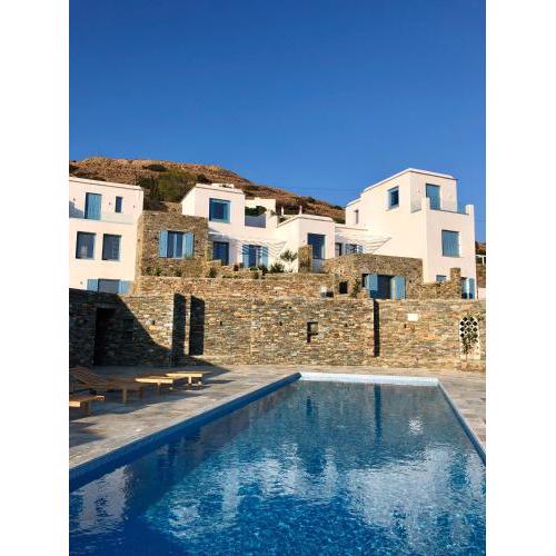 TRES BELLE MAISON SUR LA PLAGE DE GOLDEN BEACH