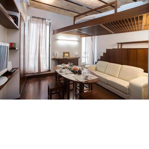 Trevi Fountain - Lovely Loft Apartment
