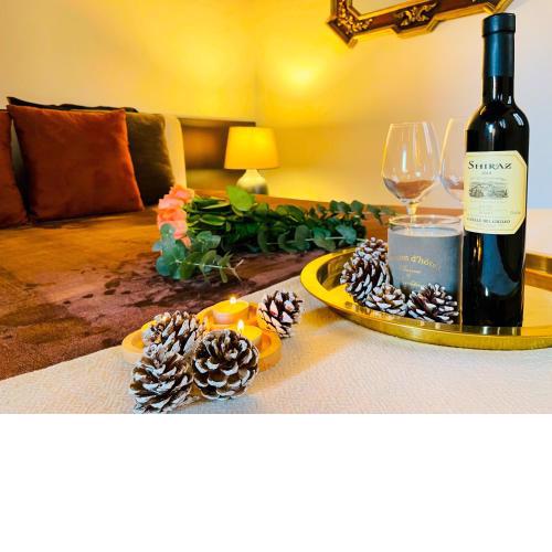 Trevi Fountain Stylish Guest House