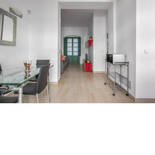 Triana Flat, 3mn from plaza de Cuba