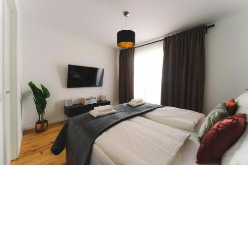 Triangle City Apartment II