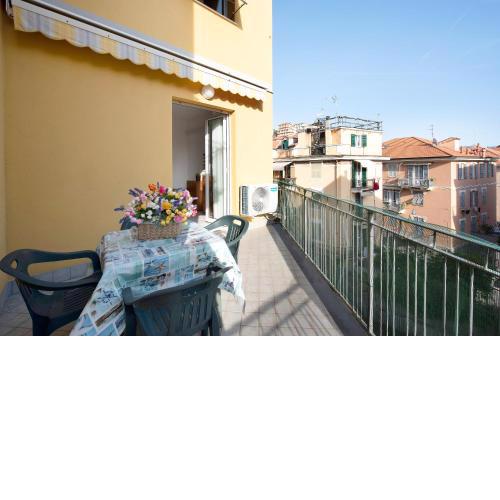 Trilocale Mazzini con 2 balconi