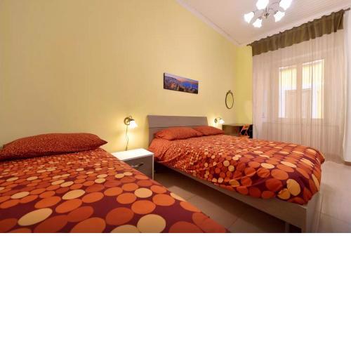 Trimarchi House