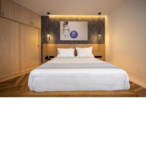 Triple A - Apartments Accommodation in Prime Location (Between Monastiraki & Syntagma Square)