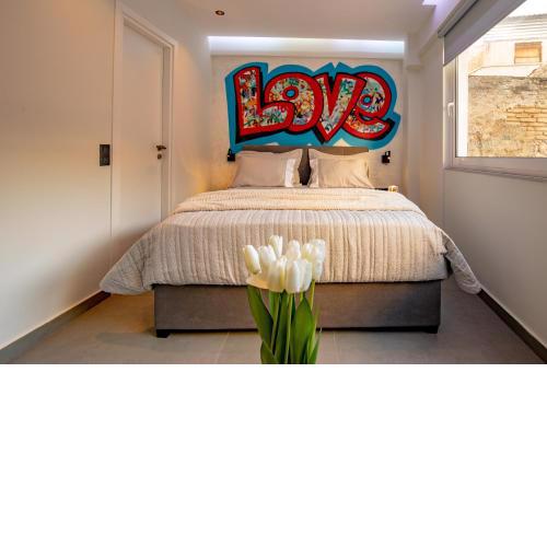 Triple A - Apartments Accommodation in Psirri Square