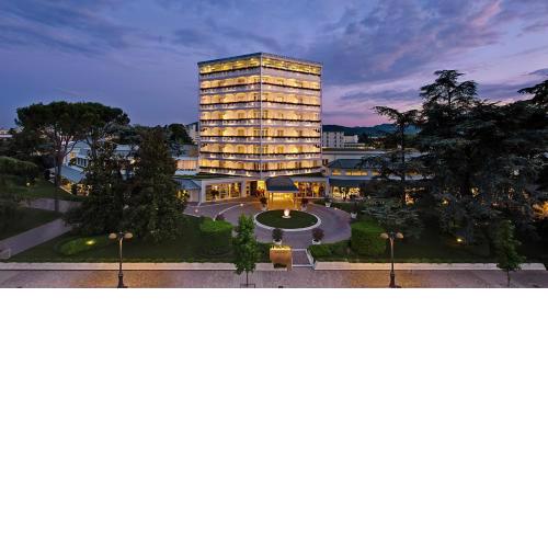 Tritone LUXURY HOTEL THERMAE & SPA
