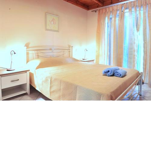 Trivizas Holiday House