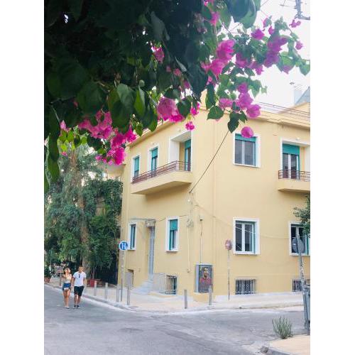 Troon of Athens Apartments