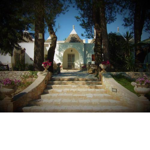 Trulli del Castaldo con piscina