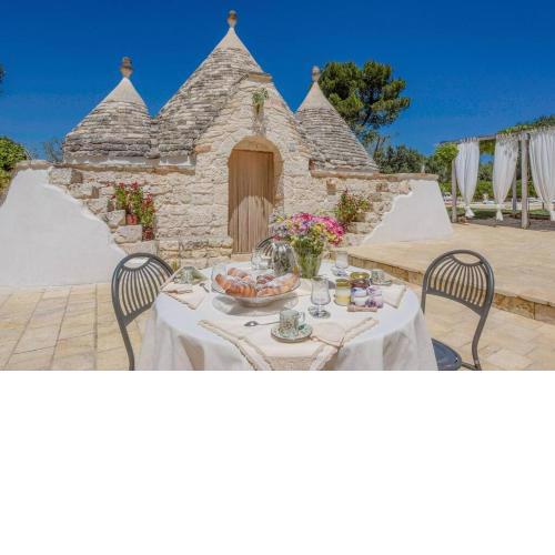 TRULLO CHEFMARCO PRIVATE/SALTWATER SWIMMING POOL