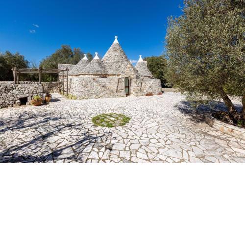Trullo delle More by BarbarHouse