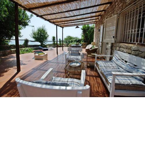 TRULLO MEDITERRANEO - SANTA MARIA DI LEUCA