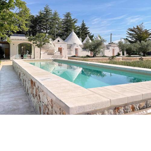 Trullo Panna Fragola - Exclusive Villa with 4 Bedrooms suites & Private pool