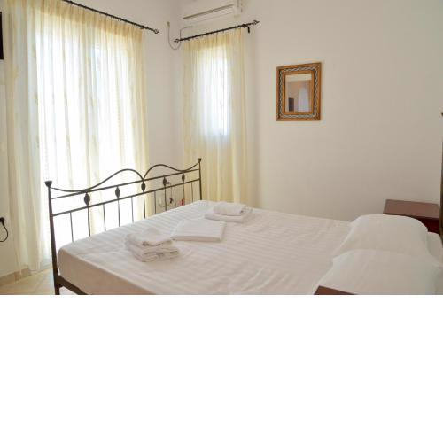 Trypiti Sea View Apartment